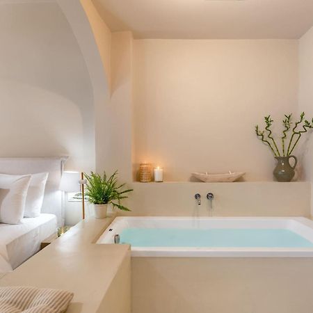 Romantic Luxury Hideaway Near Acropolis With Jacuzzi Αθήνα Εξωτερικό φωτογραφία